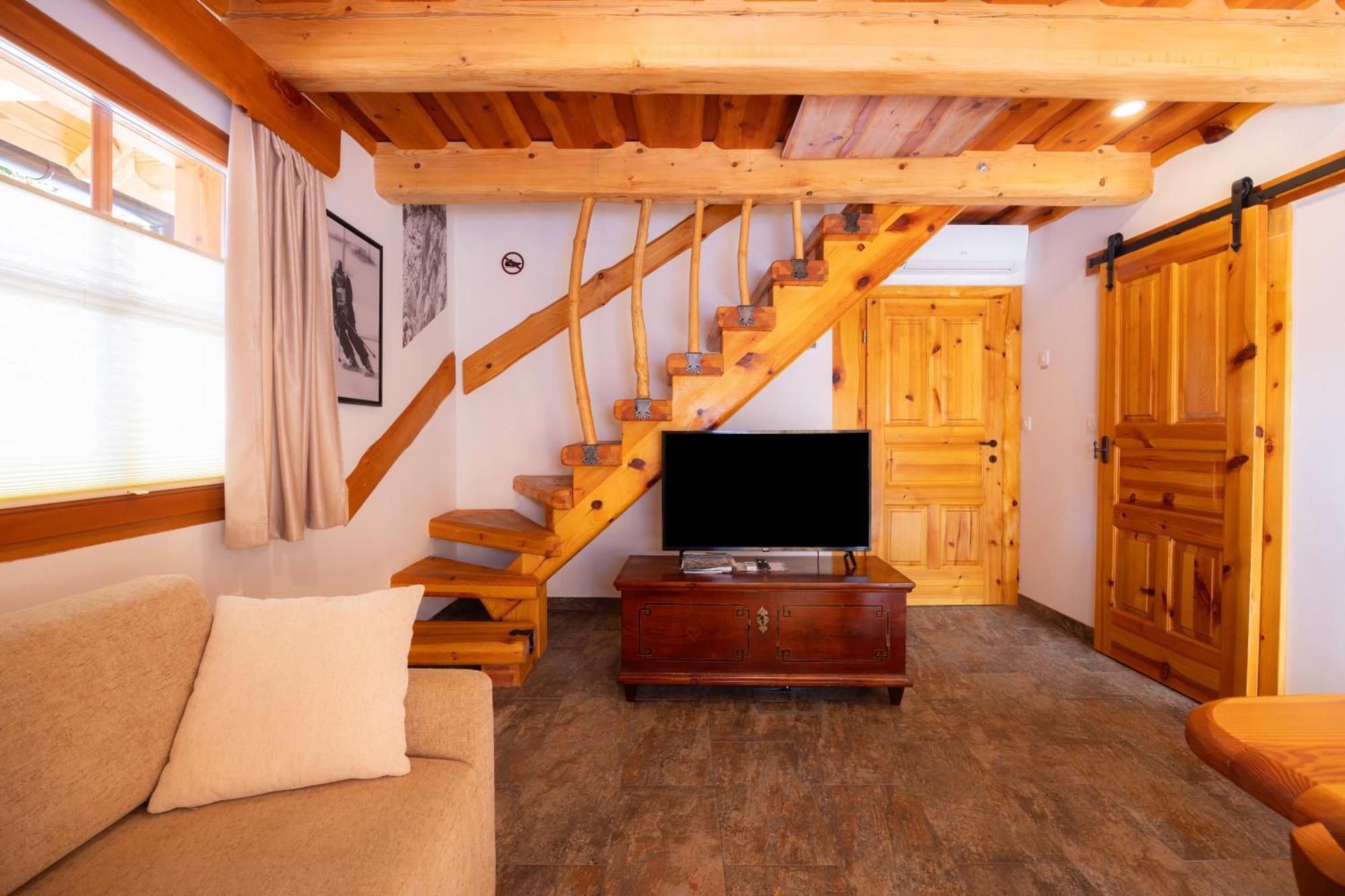 Apartma in Bungalov Jezerci Gozd Martuljek Exteriér fotografie