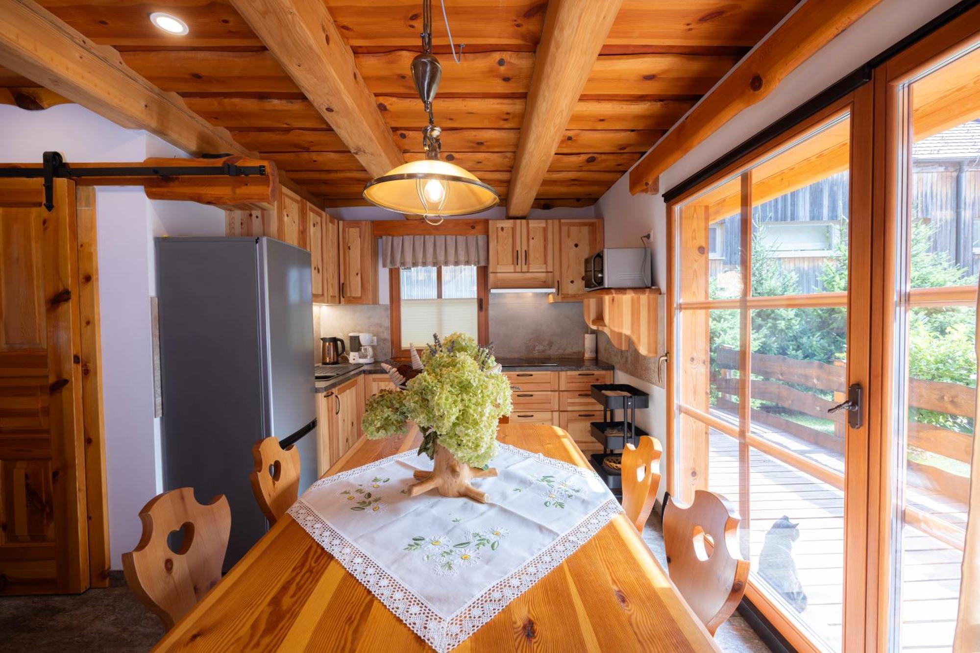 Apartma in Bungalov Jezerci Gozd Martuljek Exteriér fotografie