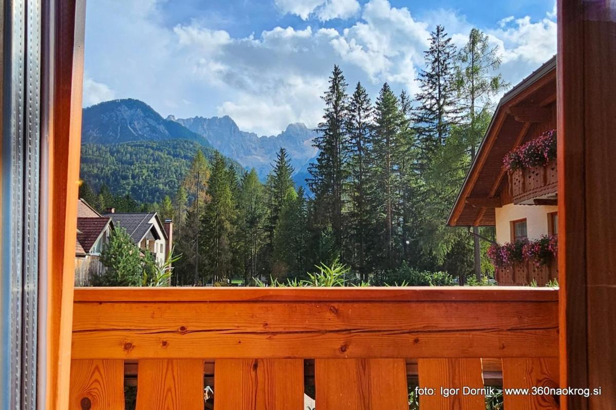 Apartma in Bungalov Jezerci Gozd Martuljek Exteriér fotografie