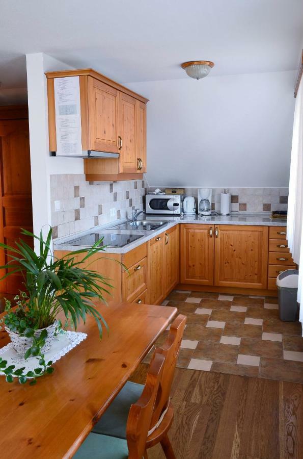 Apartma in Bungalov Jezerci Gozd Martuljek Exteriér fotografie